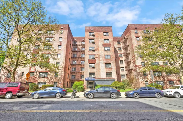$450,000 | 29-30 137th Street, Unit 4D | Flushing