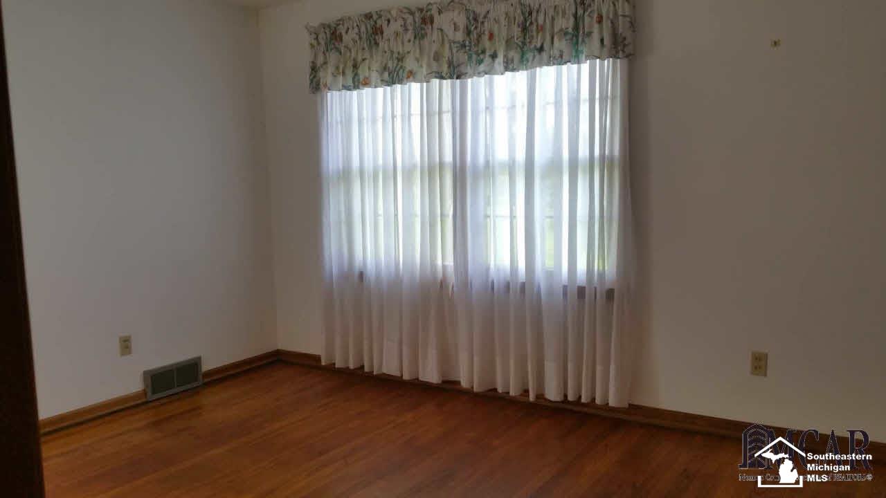 4825 West Dunbar Road Monroe, MI 48161 - Photo 10 of 21