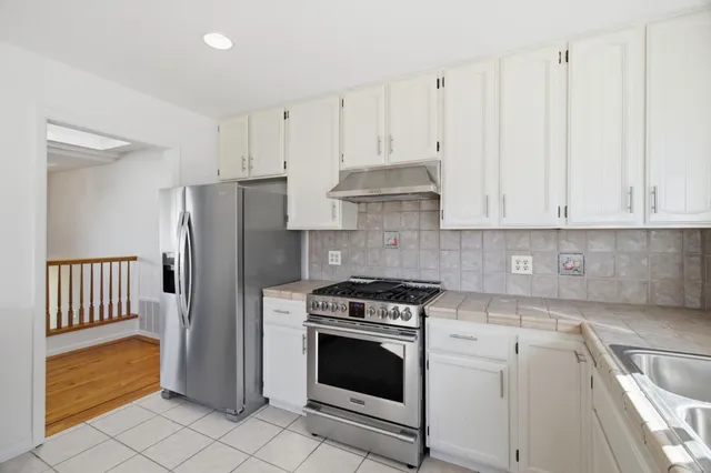 $4,800 | 511 Buel Avenue, Pacifica, CA 94044