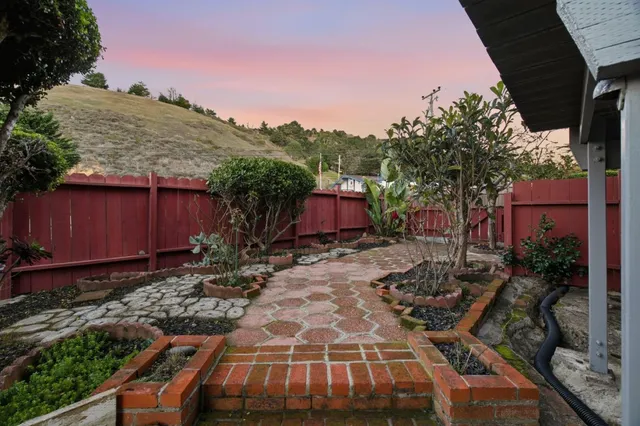 $4,800 | 511 Buel Avenue, Pacifica, CA 94044