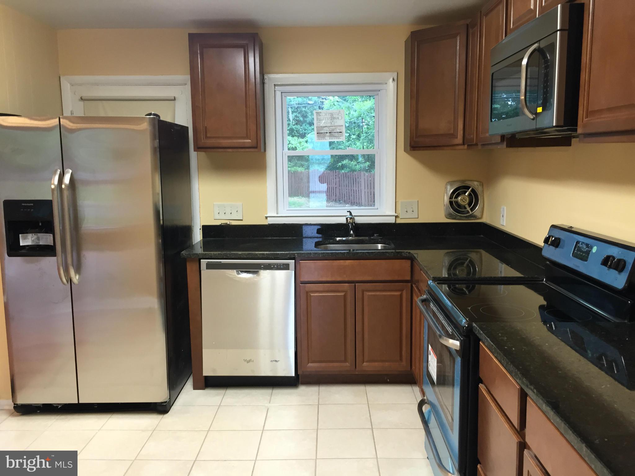 8501 Stevenswood Road Baltimore, MD 21244 - Photo 8 of 25 Kitchen
