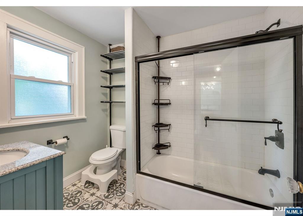1275 Princeton Road Teaneck, NJ 07666 - Photo 21 of 26