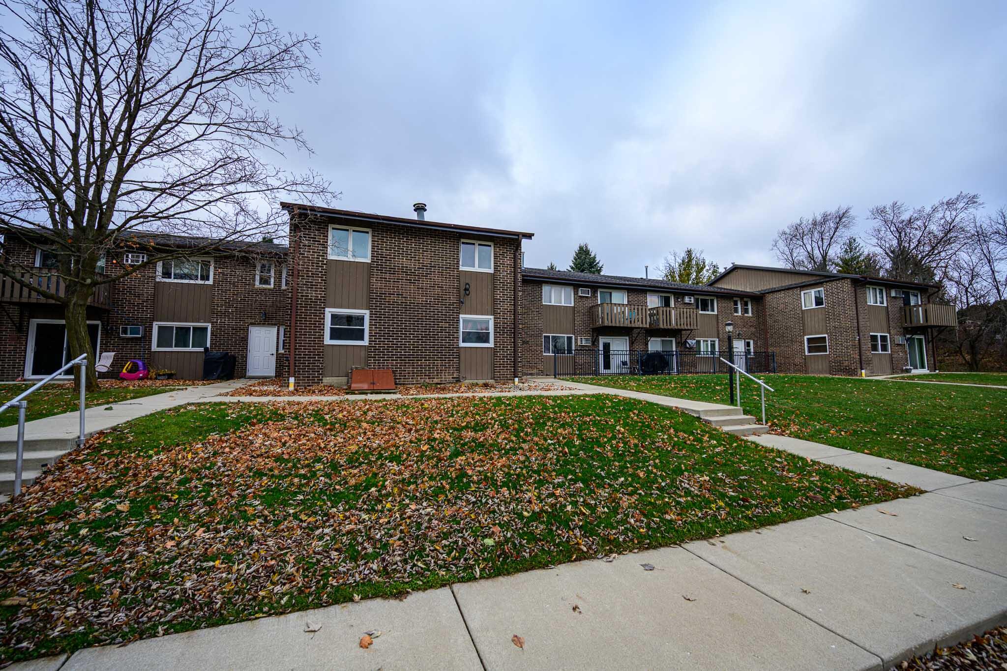 420 Racine Street, Unit 109 Waterford, WI 53185 - Photo 10 of 14 Outside View