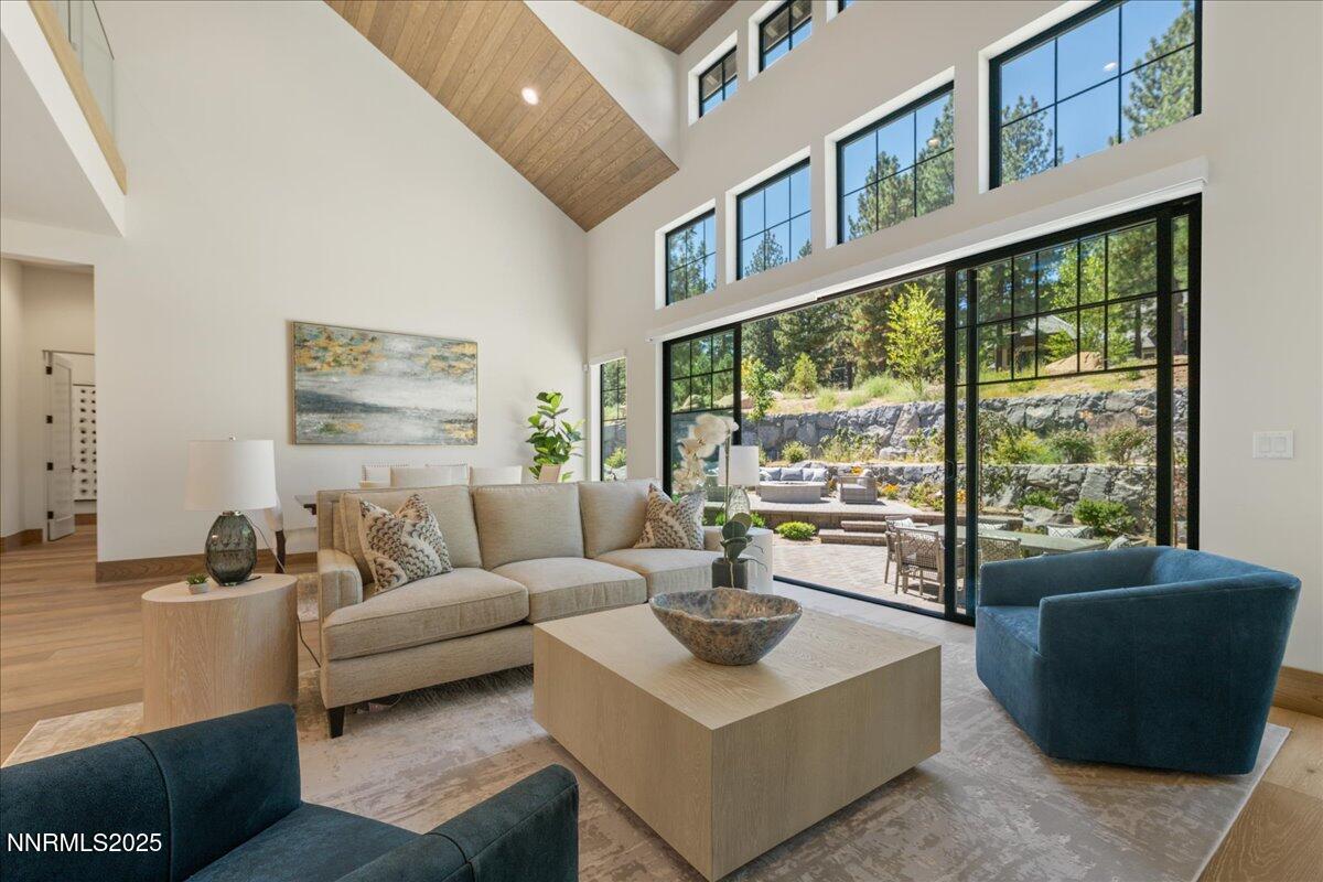 20605 Latour Way Reno, NV 89511 - Photo 8 of 39 08-DSC_1368