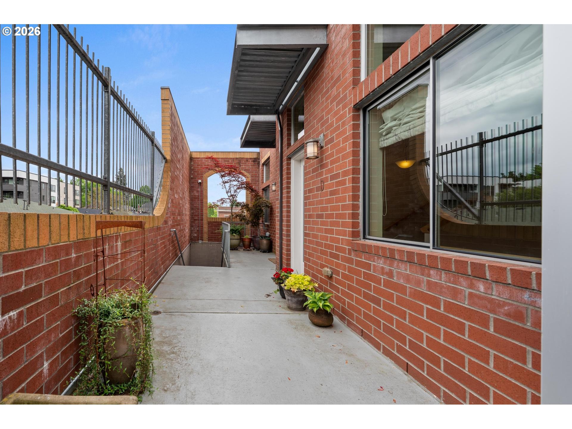2006 Southeast Morrison Street, Unit D Portland, OR 97214 - Photo 4 of 44