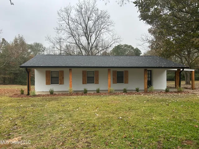 $219,900 | 125 Churchill Place, Byram, MS 39272