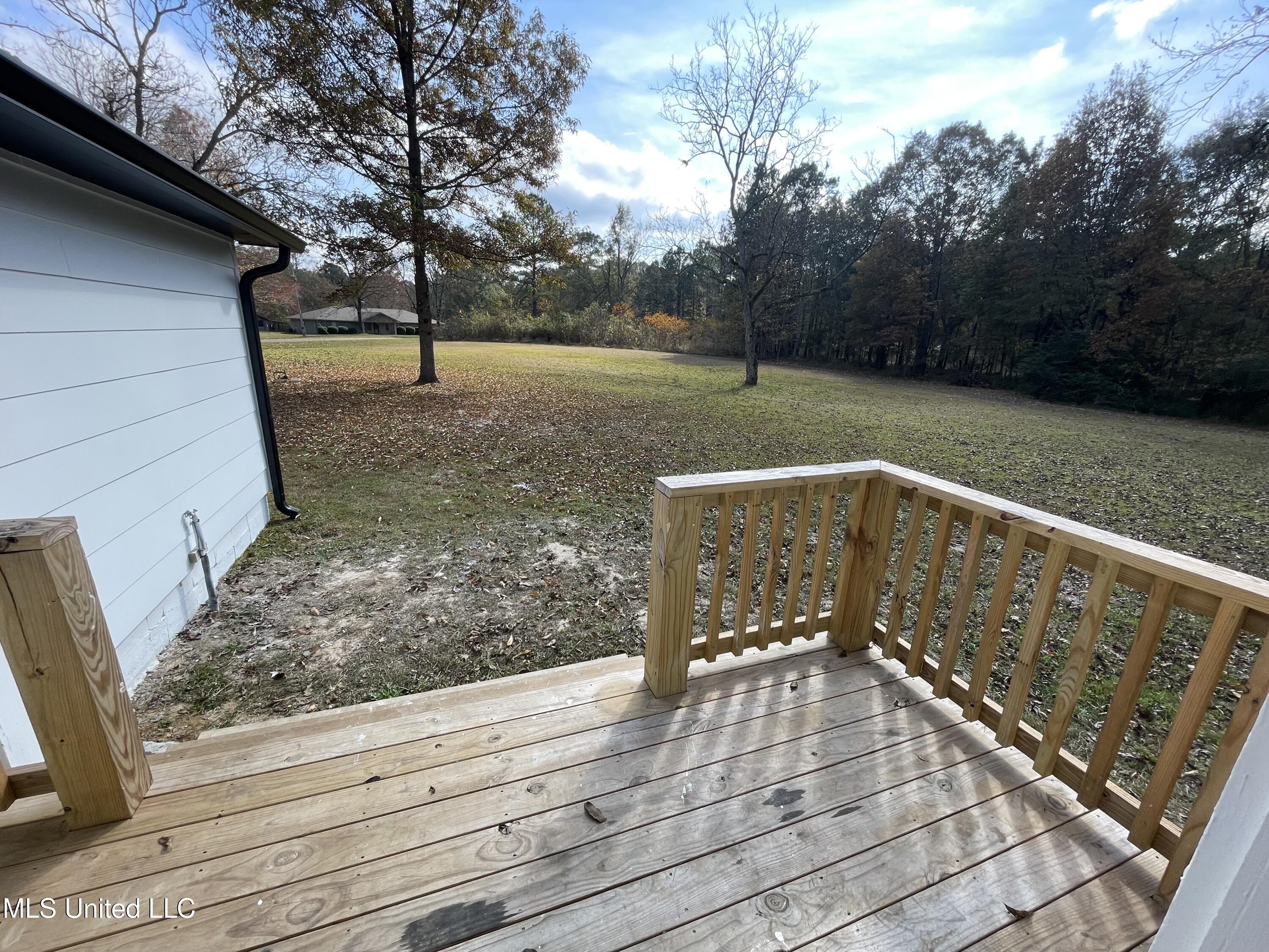 125 Churchill Place Byram, MS 39272 - Photo 13 of 17 IMG_1145