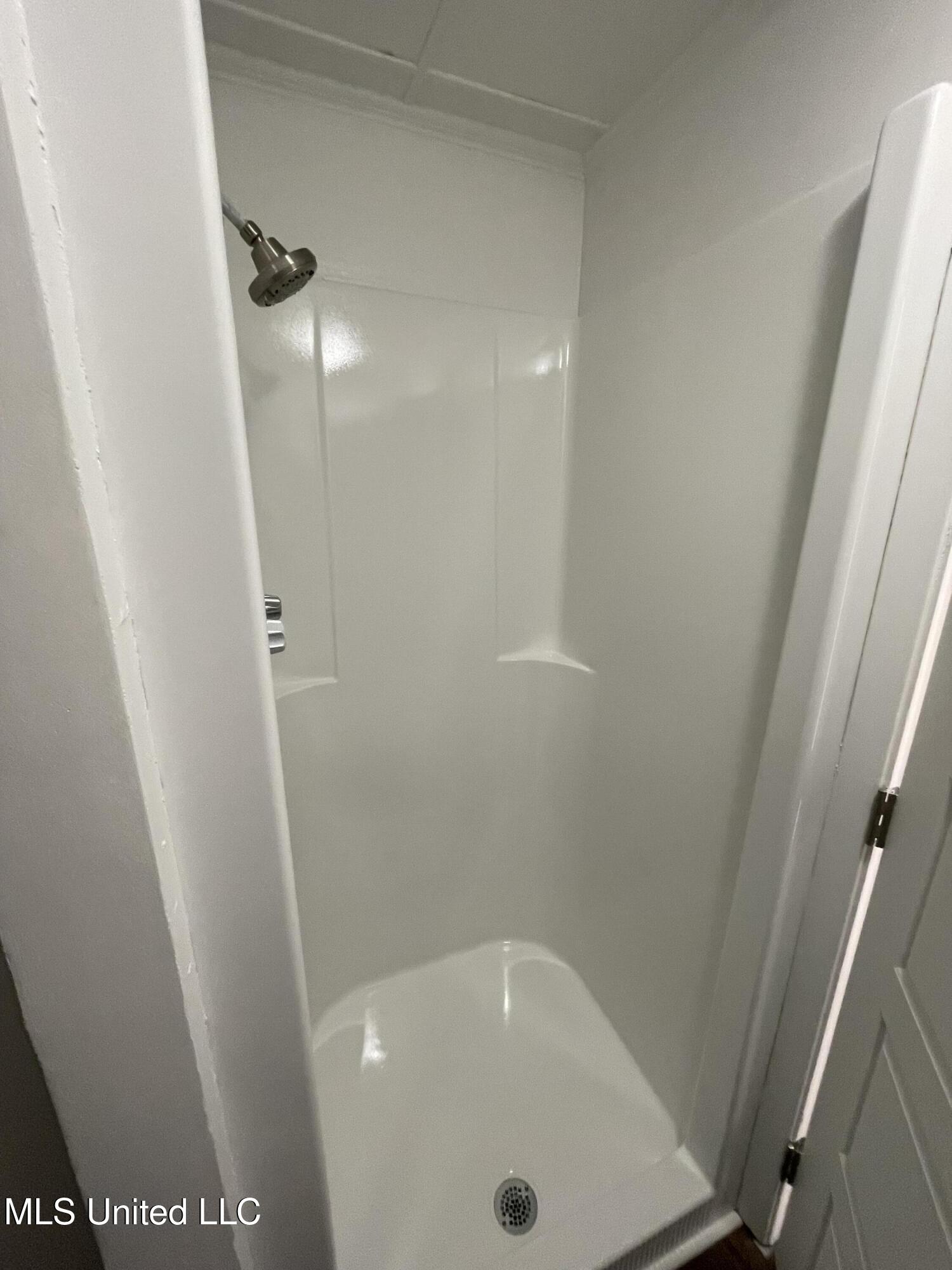 125 Churchill Place Byram, MS 39272 - Photo 10 of 17 IMG_1137