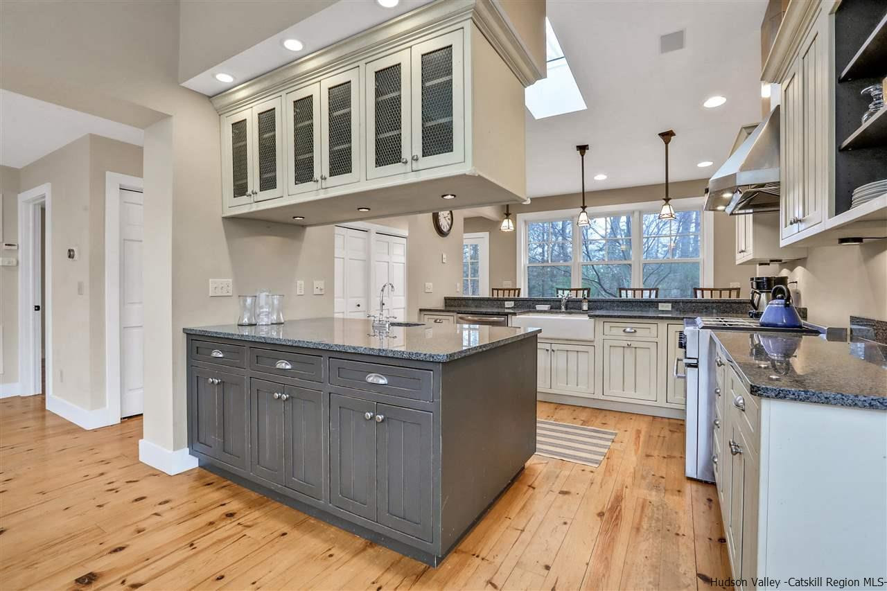 137 Lewis Hollow Road Woodstock, NY 12498 - Photo 16 of 34 Photo 16