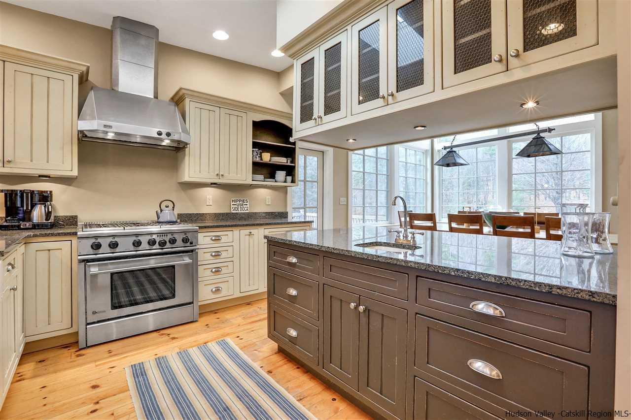 137 Lewis Hollow Road Woodstock, NY 12498 - Photo 18 of 34 Photo 18