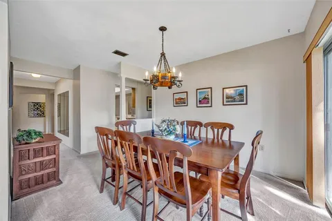 $400,000 | 1011 Meadowcrest Drive, Valrico, FL 33594