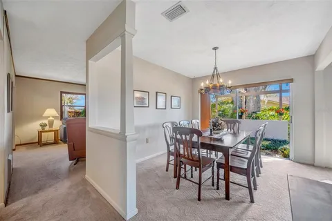 $400,000 | 1011 Meadowcrest Drive, Valrico, FL 33594