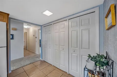 $400,000 | 1011 Meadowcrest Drive, Valrico, FL 33594