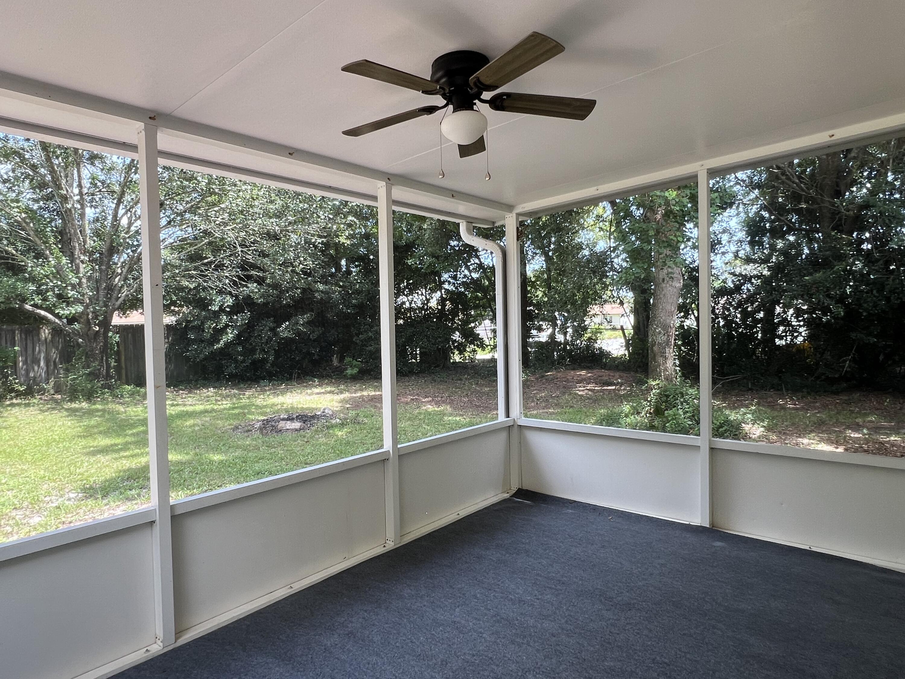 2554 Lincoln Road Navarre, FL 32566 - Photo 20 of 29 Gallery Image 20