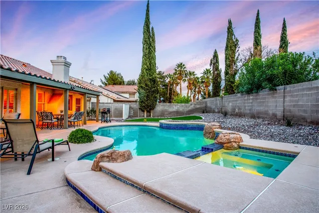 $3,300 | 905 Buffwood Avenue, Las Vegas, NV 89123