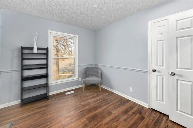 $374,900 | 15709 West 127th Terrace, Olathe, KS 66062