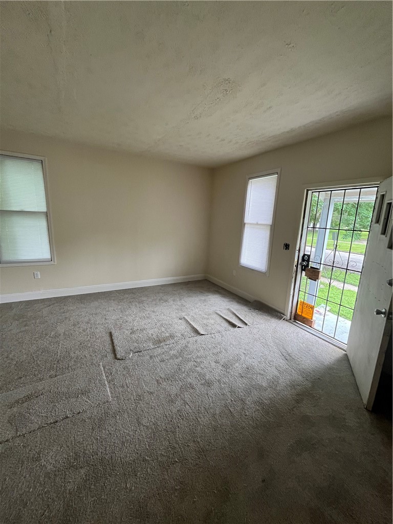 945 South Maffit Street Decatur, IL 62521 - Photo 2 of 3