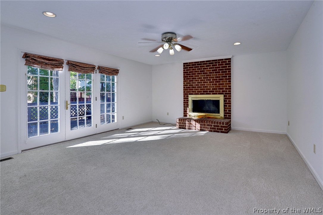 17 Diamond Hill Road Hampton, VA 23666 - Photo 11 of 38 Gallery Image 11