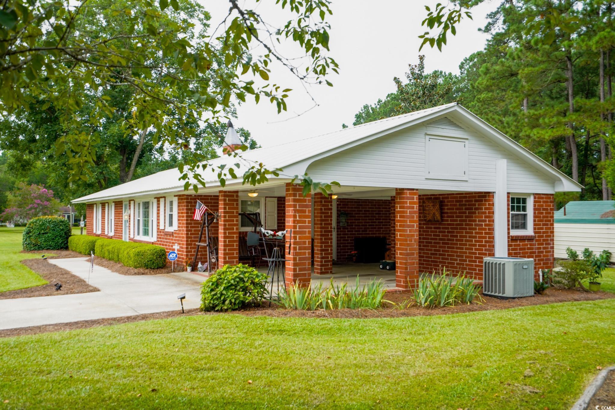 1613 Folly Grove Road Hemingway, SC 29554 - Photo 3 of 40