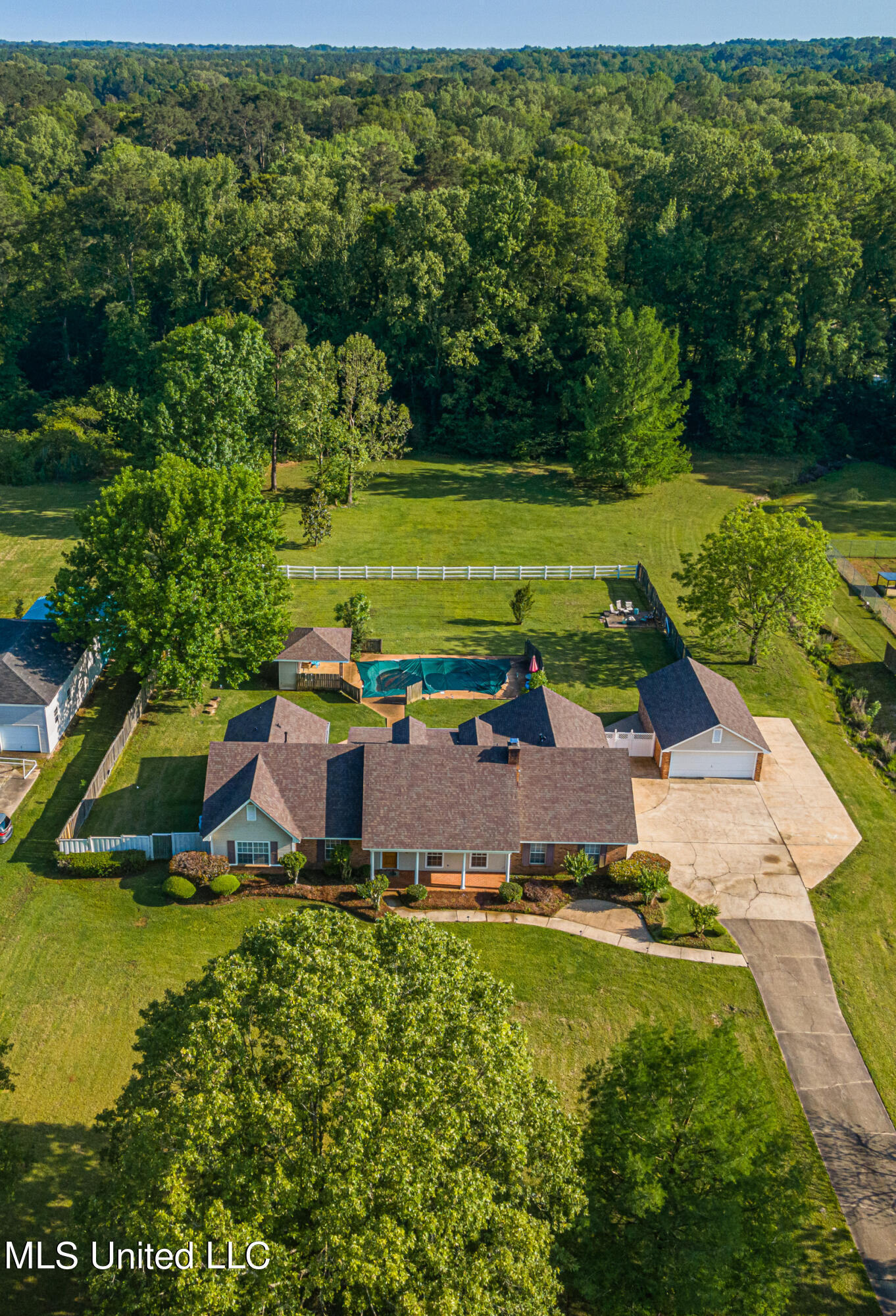 182 McCarty Road Byram, MS 39212 - Photo 3 of 80 DJI_0191