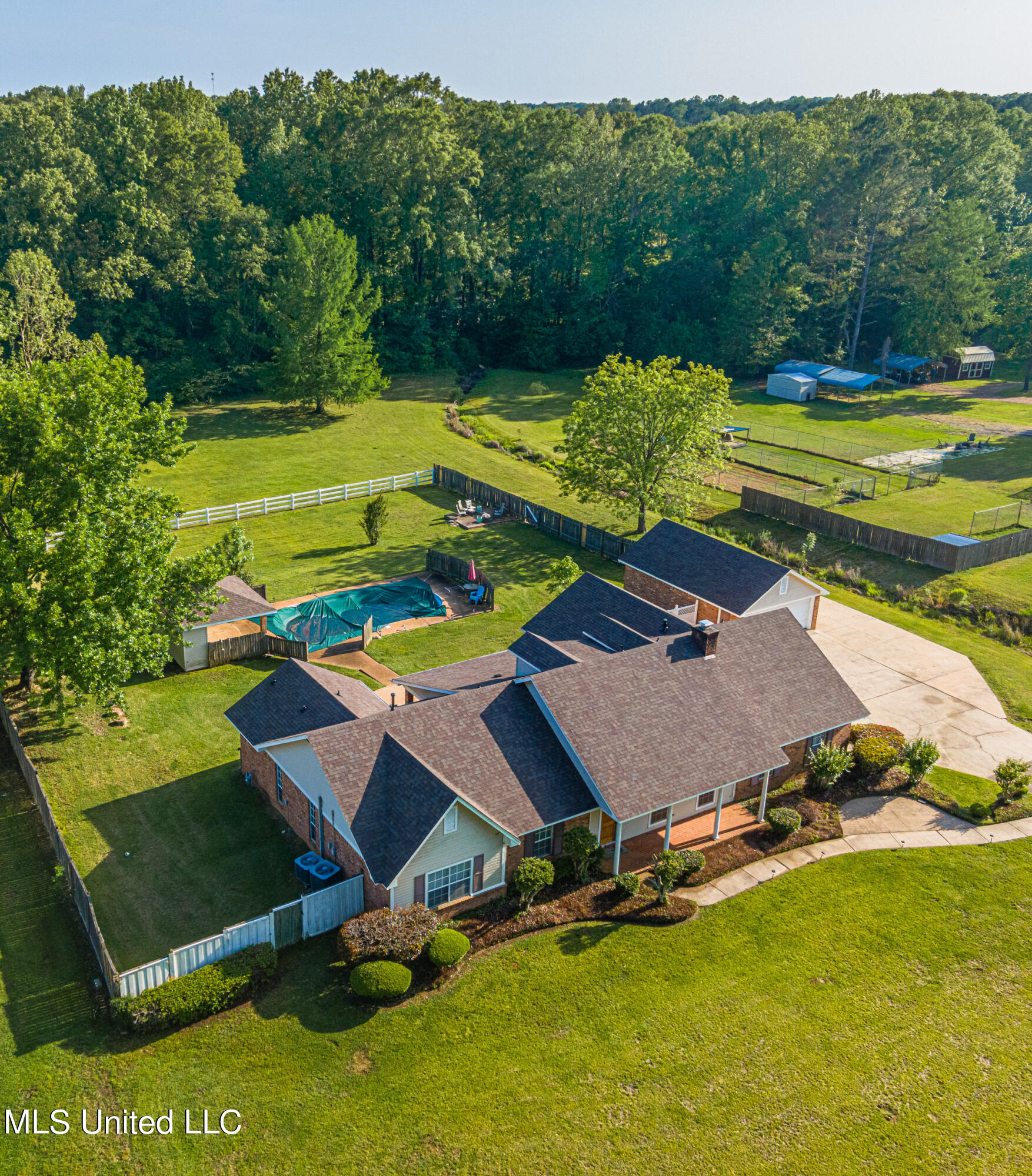 182 McCarty Road Byram, MS 39212 - Photo 4 of 80 DJI_0193