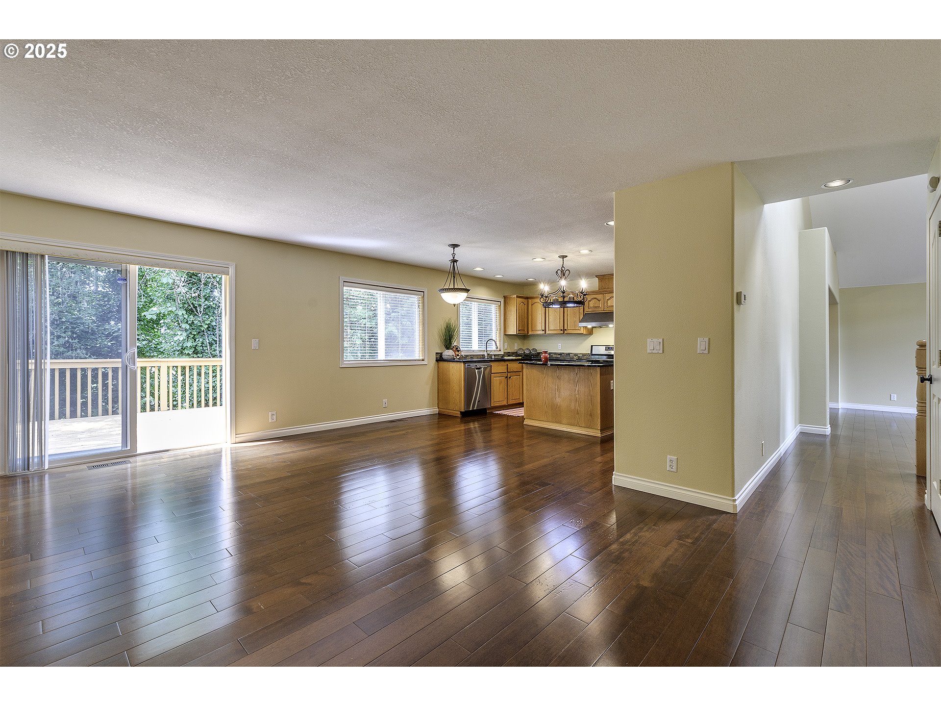 5391 Northwest Lianna Way Portland, OR 97229 - Photo 15 of 42