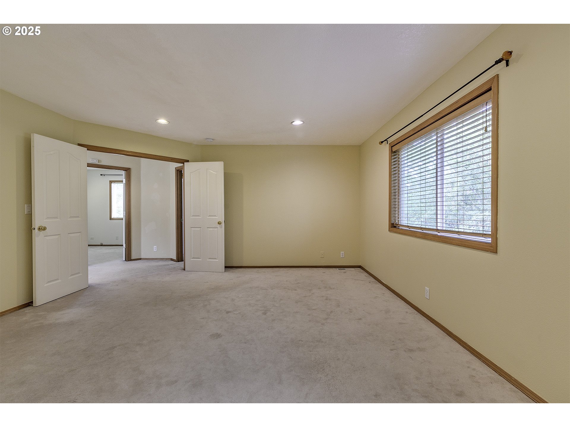 5391 Northwest Lianna Way Portland, OR 97229 - Photo 23 of 42