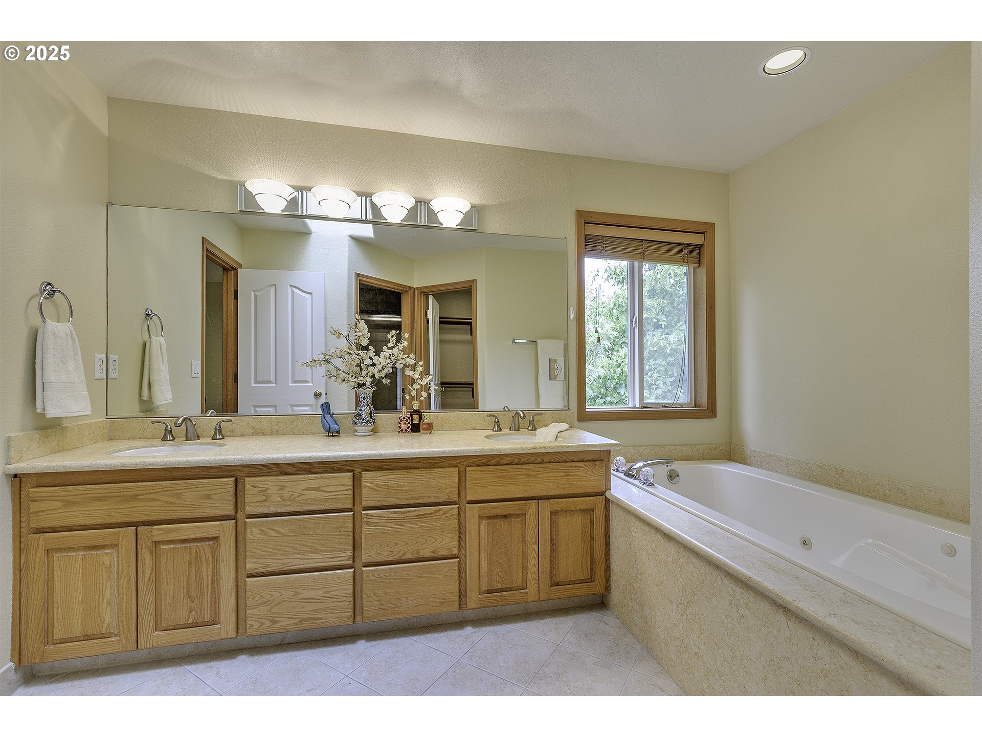 5391 Northwest Lianna Way Portland, OR 97229 - Photo 25 of 42