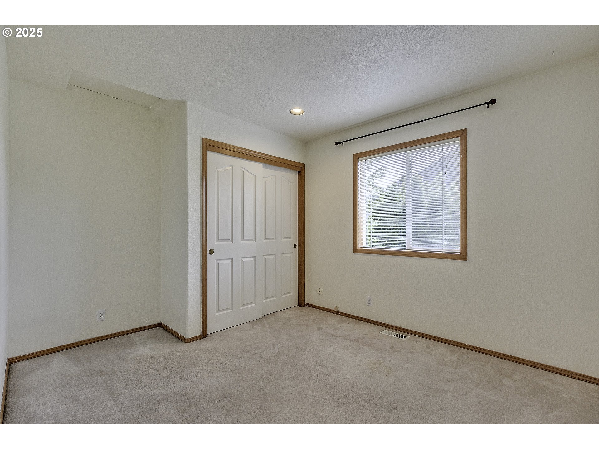 5391 Northwest Lianna Way Portland, OR 97229 - Photo 33 of 42