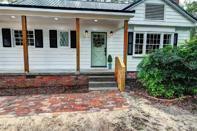 $199,900 | 401 North White Street, Carthage, MS 39051