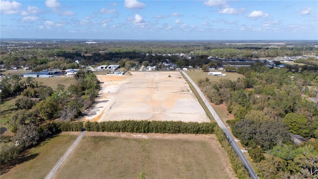 32768 Dunne Road San Antonio, FL 33576 - Photo 9 of 11 a view of a terrace with skyline