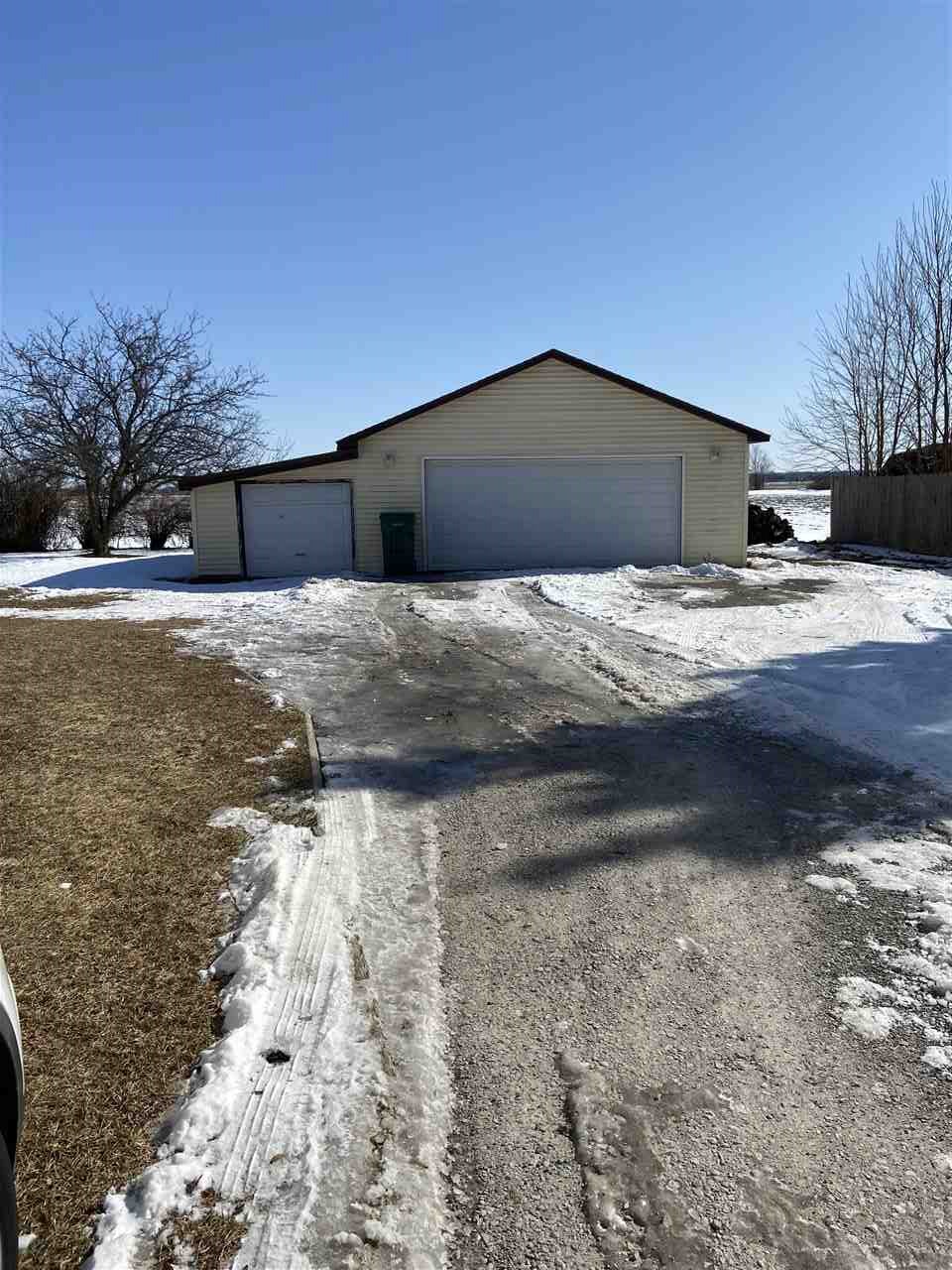 644 North Finn Road Bay City, MI 48708 - Photo 2 of 12