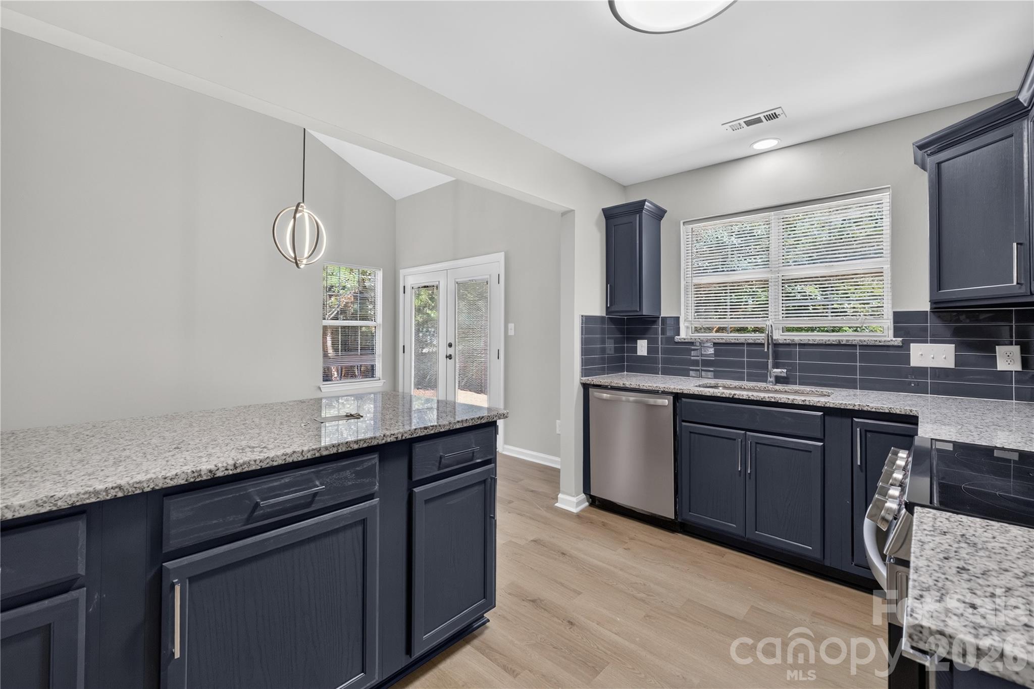 702 Foxborough Road Charlotte, NC 28213 - Photo 10 of 27 Gallery Image 10