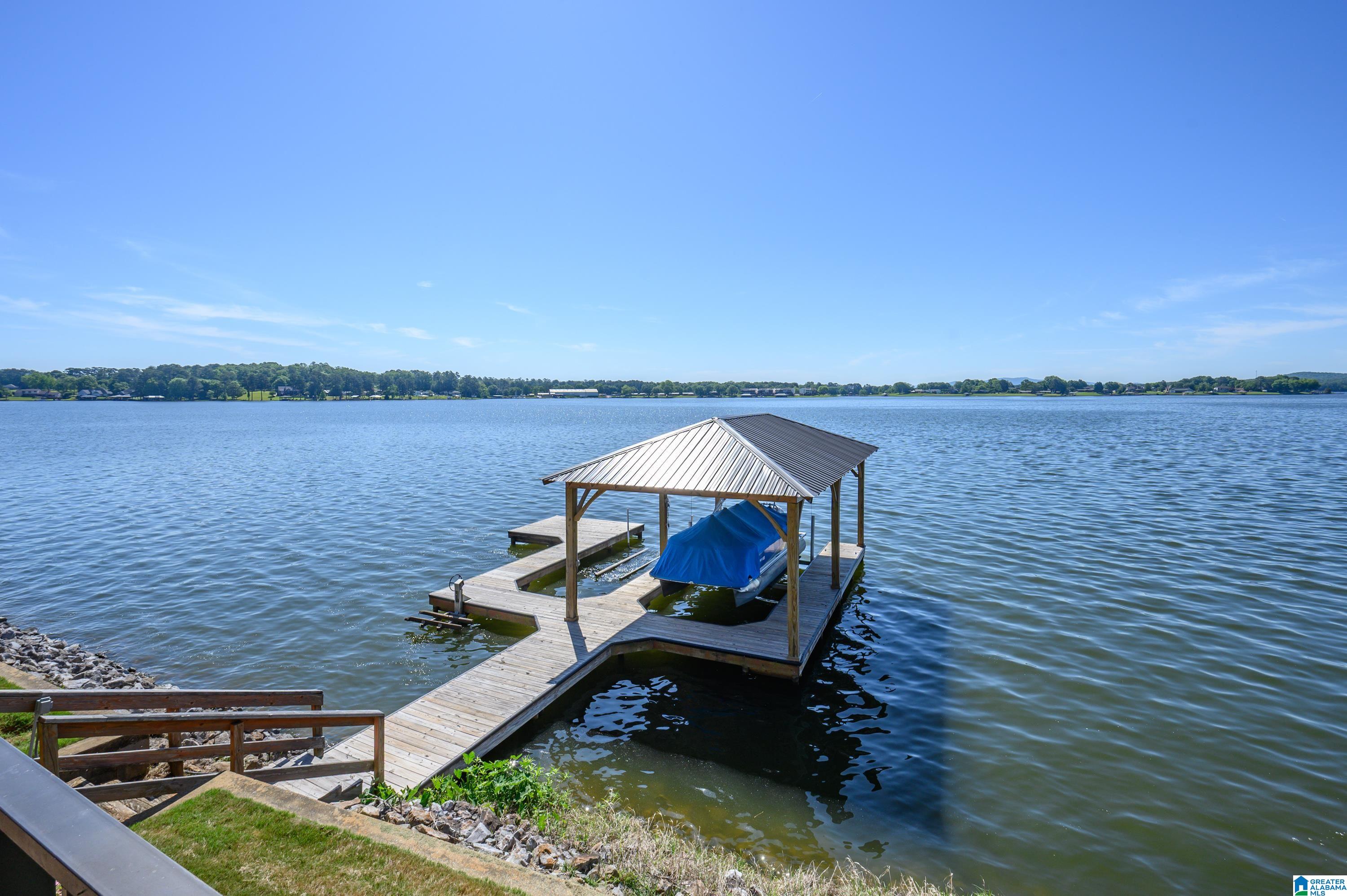243 Rock Inn Point Cropwell, AL 35054 - Photo 6 of 98