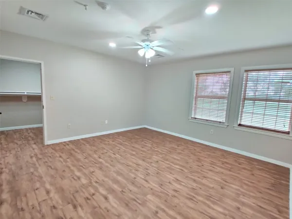 $2 | 400 Old Highway 290, Dripping Springs, TX 78620