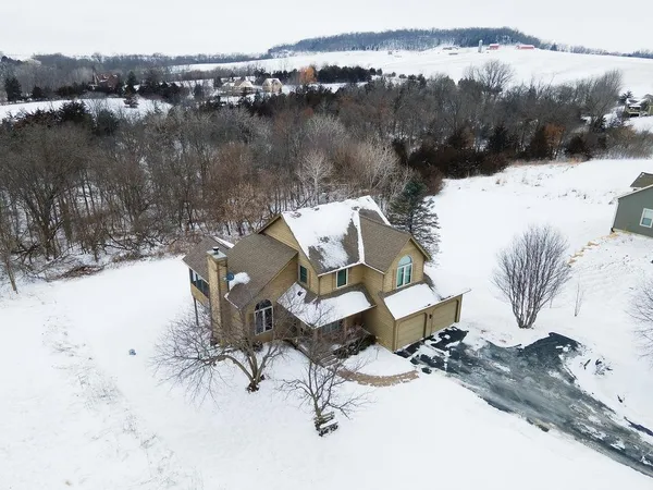 $595,000 | 13 Shorewood Drive, Galena, IL 61036