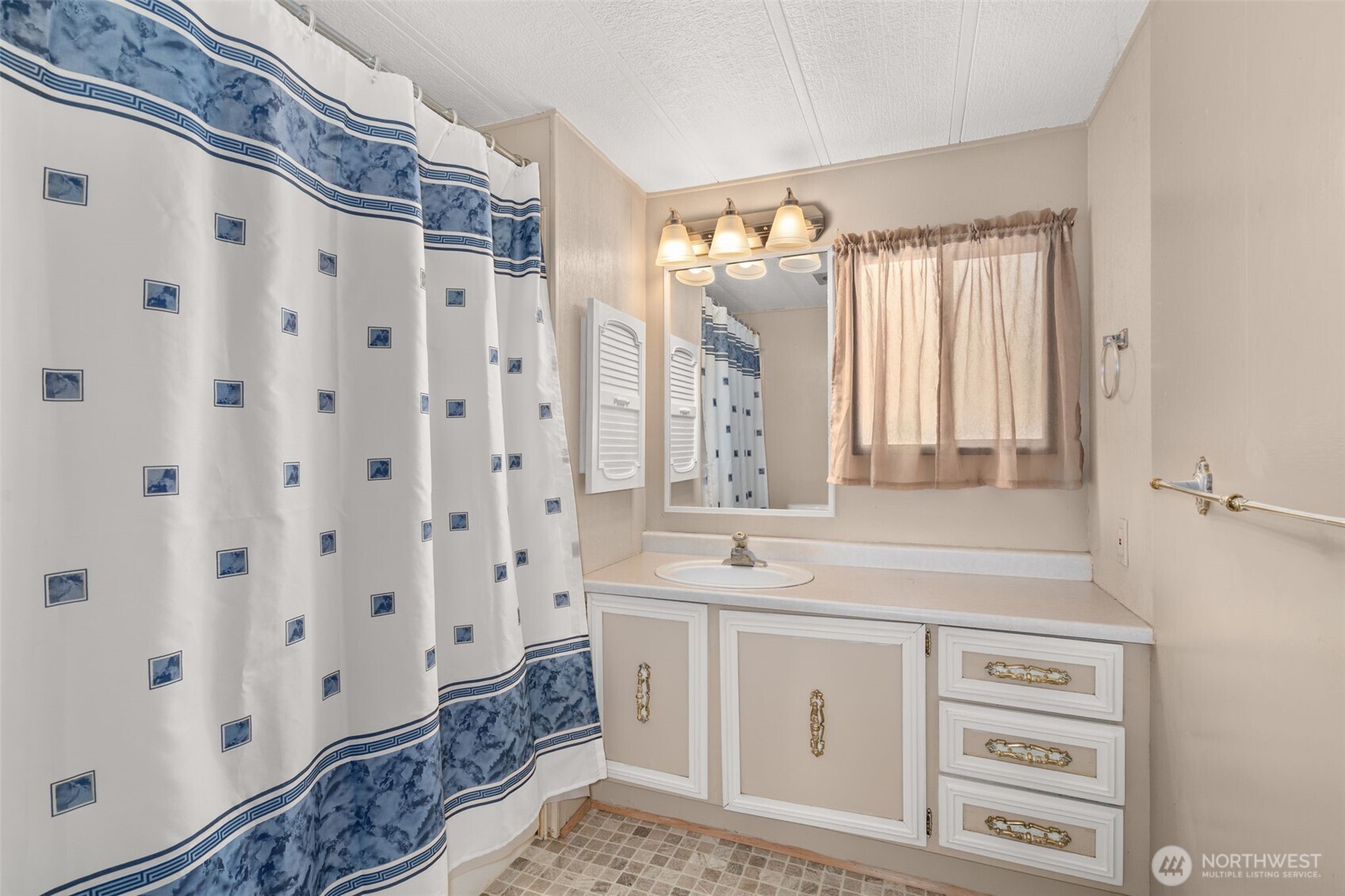 147-21 Morris Road, Unit 21 Randle, WA 98377 - Photo 17 of 38 Gallery Image 17