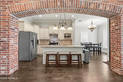 $325,000 | 102 Tortoise Lane, Broussard, LA 70518