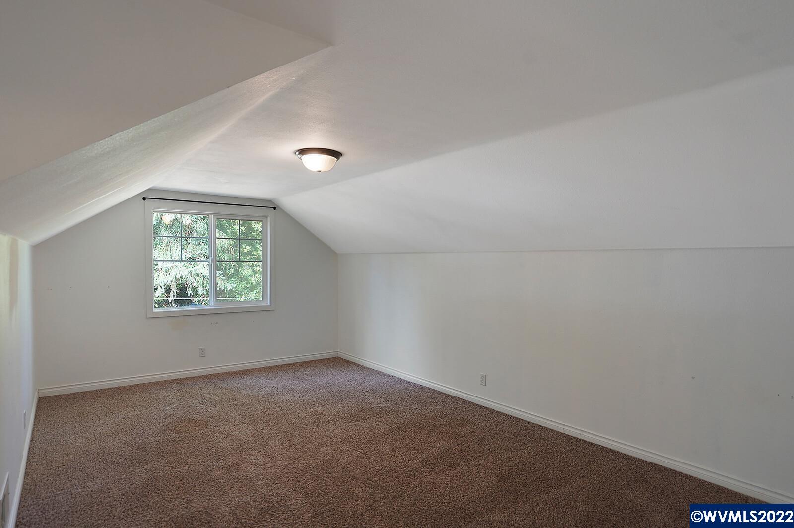 220 Northwest Quarry Road Albany, OR 97321 - Photo 18 of 37 Gallery Image 18