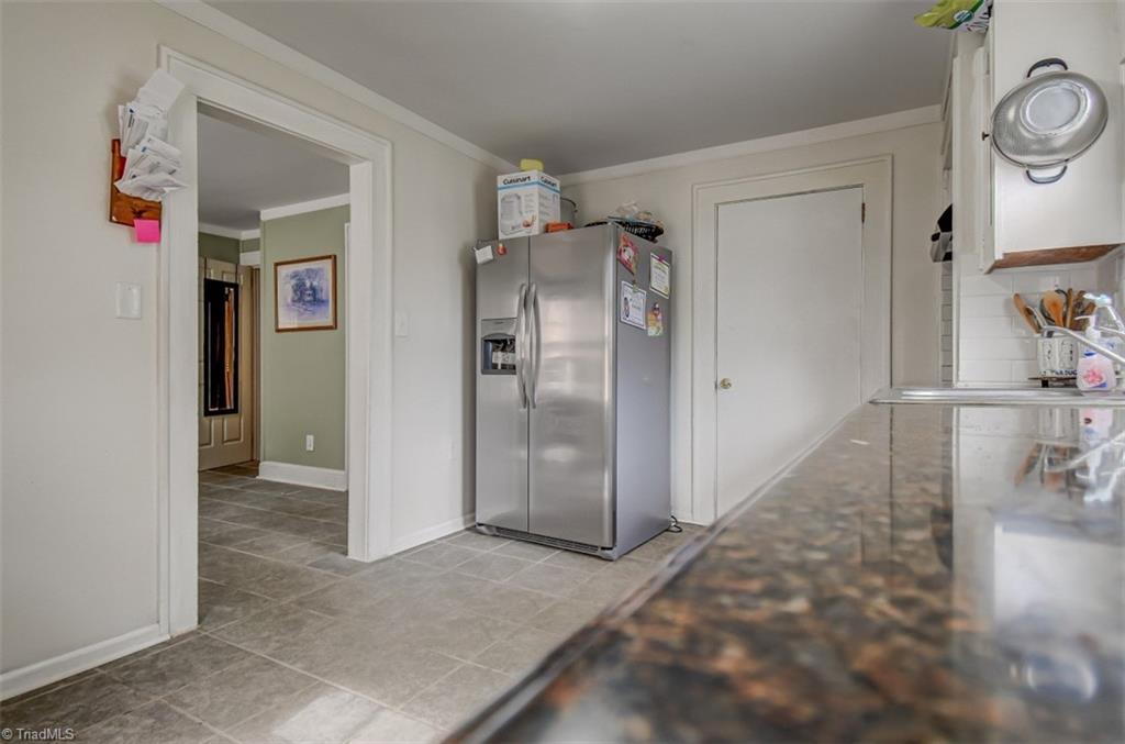 500 Everett Lane High Point, NC 27262 - Photo 12 of 26 Gallery Image 12