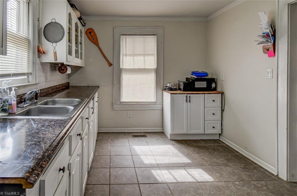 500 Everett Lane High Point, NC 27262 - Photo 14 of 26 Gallery Image 14