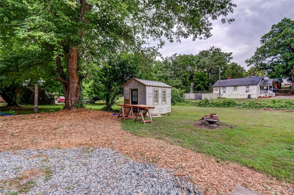500 Everett Lane High Point, NC 27262 - Photo 24 of 26 Gallery Image 24