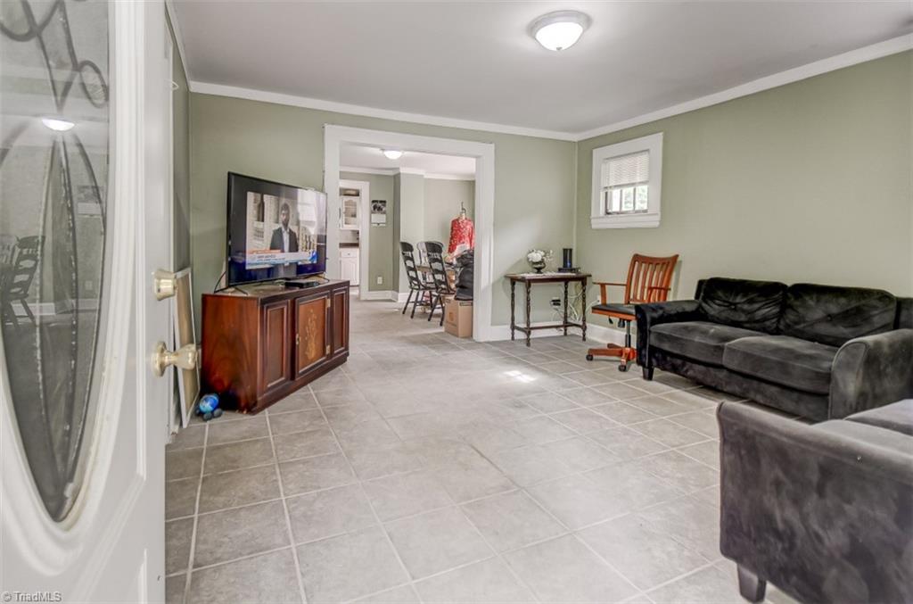 500 Everett Lane High Point, NC 27262 - Photo 7 of 26 Gallery Image 7