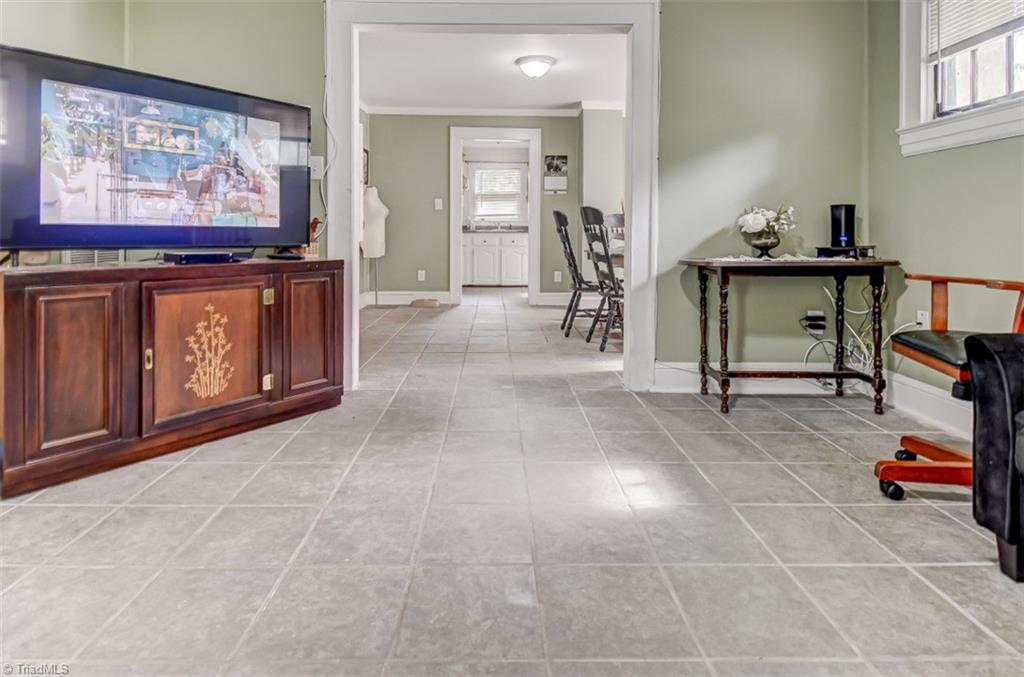 500 Everett Lane High Point, NC 27262 - Photo 9 of 26 Gallery Image 9