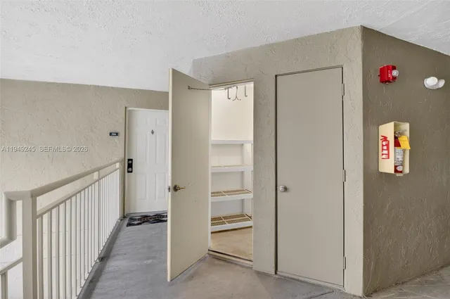 $2,100 | 1745 Palm Cove Boulevard, Unit 3306, Delray Beach, FL 33445