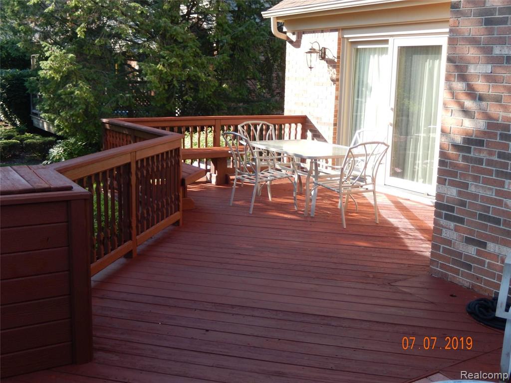 3421 Summit Ridge Drive Rochester Hills, MI 48306 - Photo 16 of 58