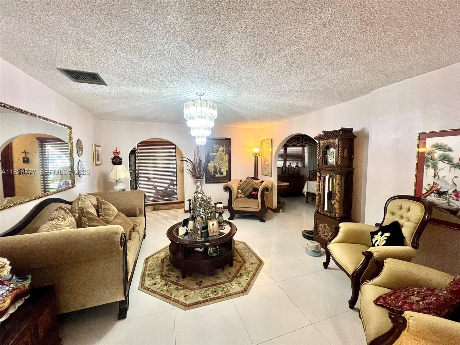 9601 Southwest 66th Street Miami, FL 33173 - Photo 8 of 61