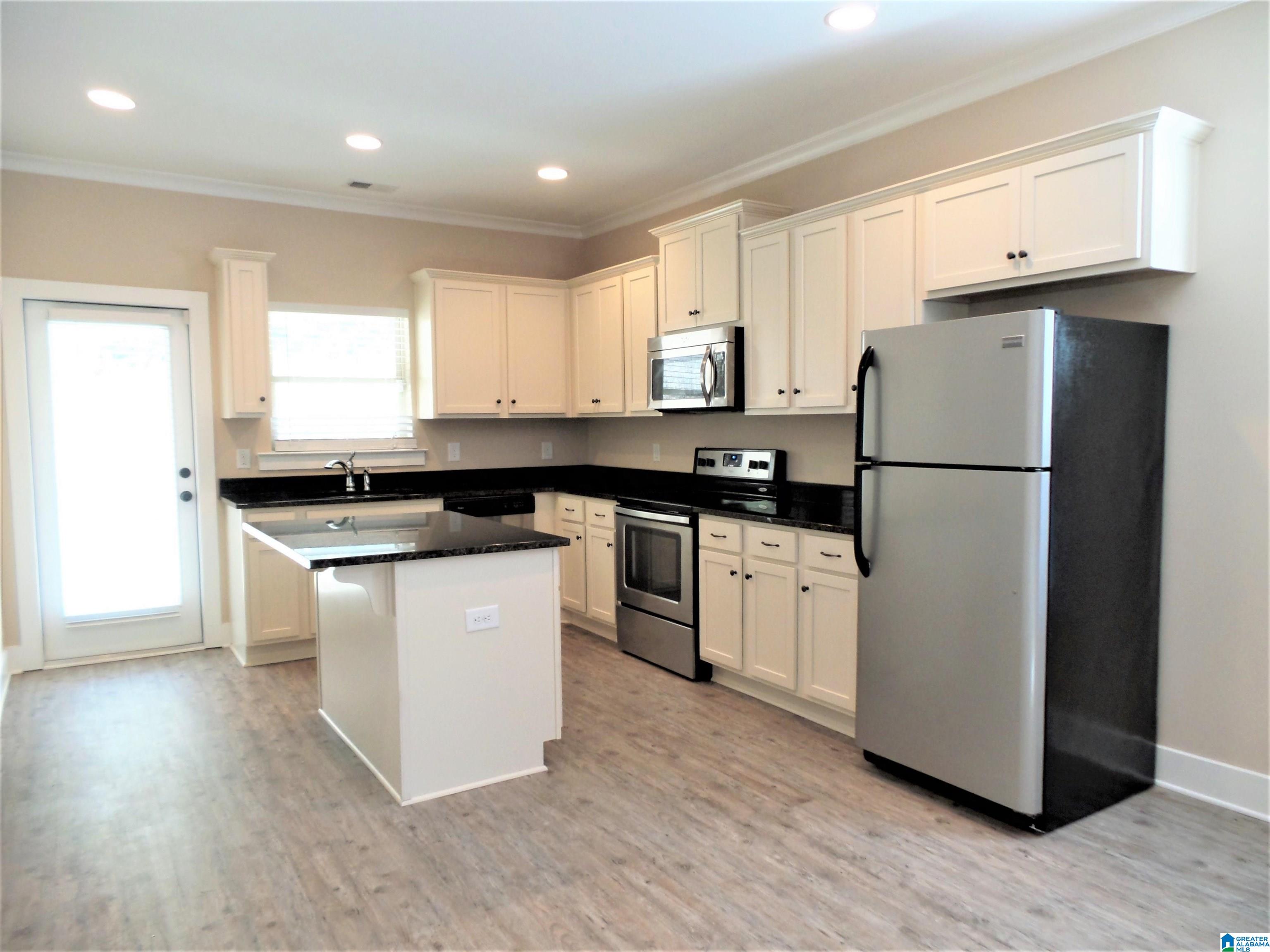 5604 Park Side Road Bessemer, AL 35244 - Photo 4 of 9