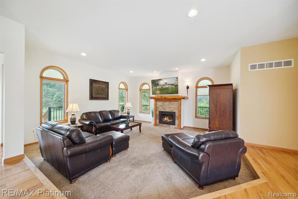 6213 Bergin Road Howell, MI 48843 - Photo 10 of 25