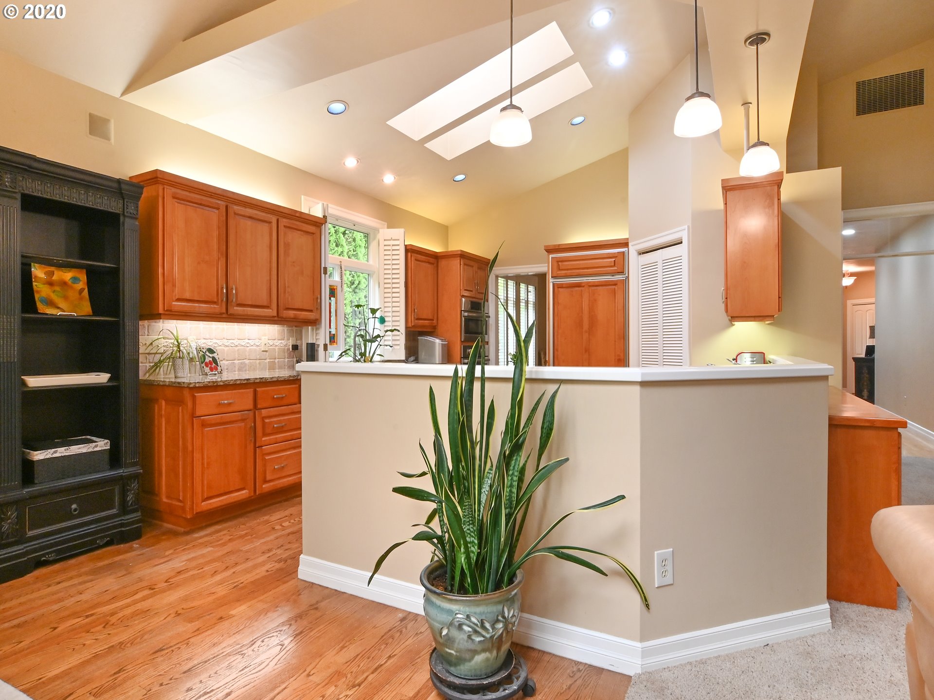 735 Sand Avenue Eugene, OR 97401 - Photo 12 of 31